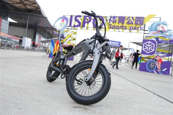当运动基因遇上乐趣出行新日ISPO大秀算是把破圈跨界玩明白了(图1)