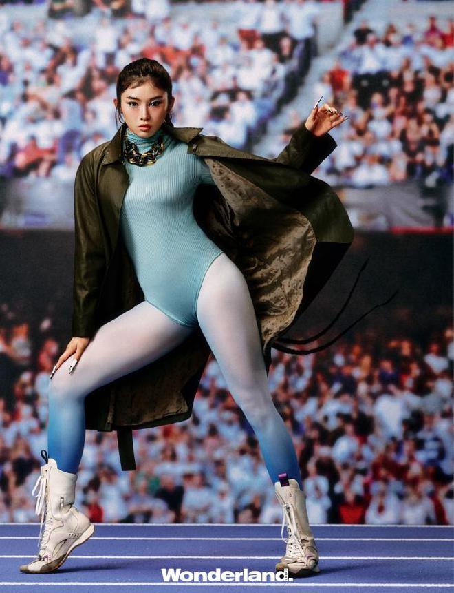 吴艳妮再登时尚杂志封面新造型极具欧美范！粉丝大赞体育界超模(图4)