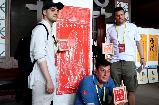 何以中国弦歌不辍国潮起范儿！——孔孟之乡“正当打”传统文化“再流行”(图1)