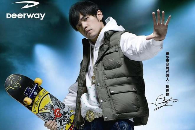 曾经红极一时如今却跌落神坛的4个国产运动鞋你买过几种？(图12)