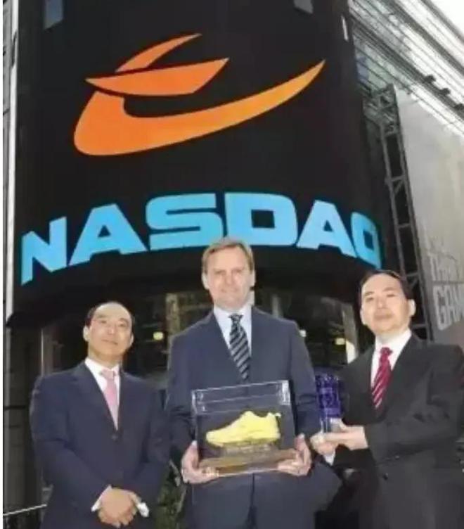 曾经红极一时如今却跌落神坛的4个国产运动鞋你买过几种？(图15)