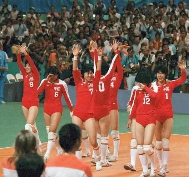 曾经红极一时如今却跌落神坛的4个国产运动鞋你买过几种？(图2)