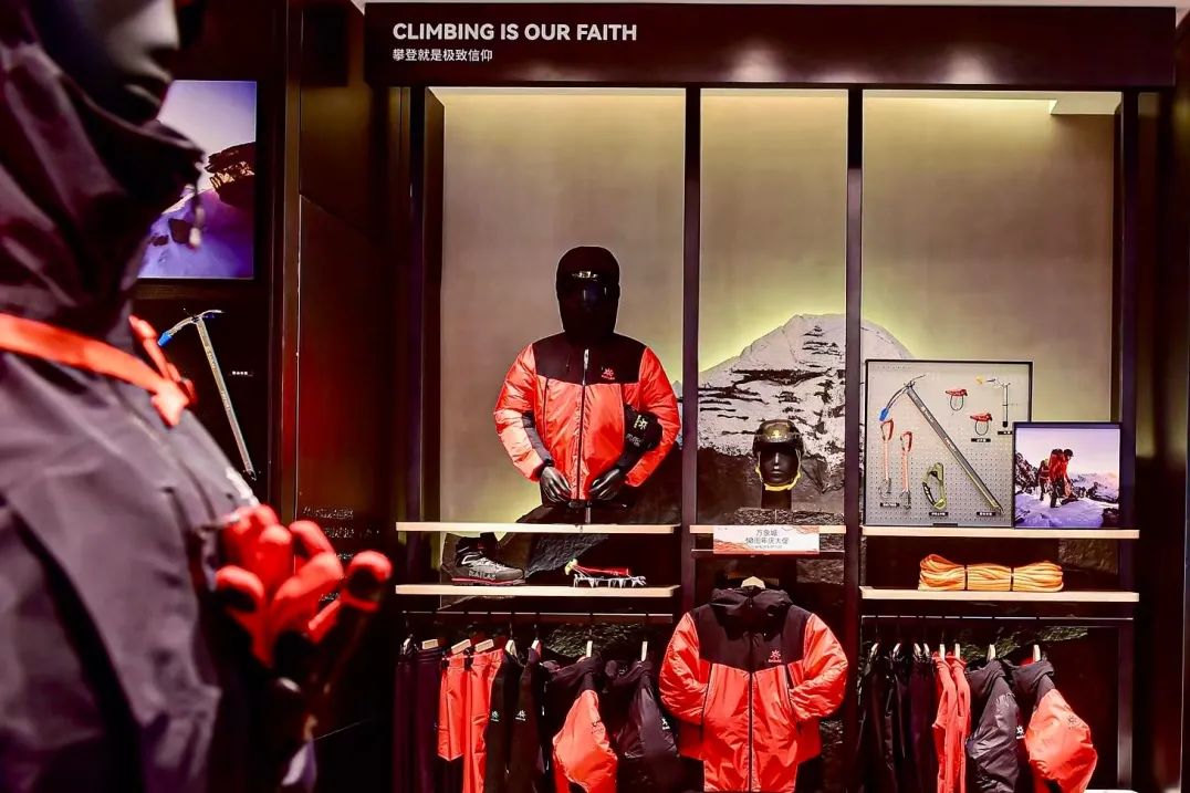 为什么消费降级买中高端运动品牌的人却变多了(图5)