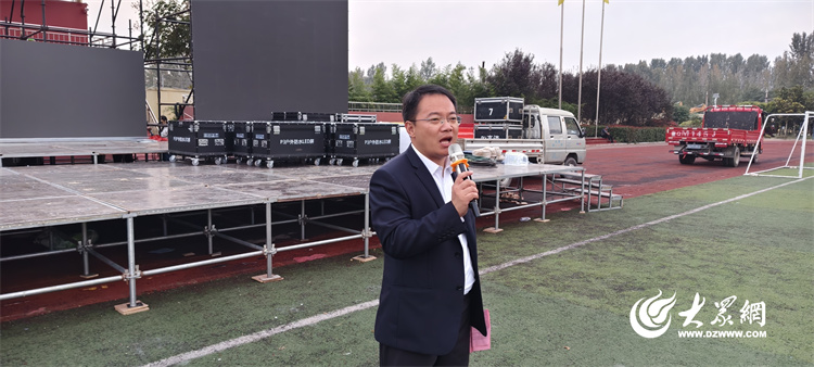 薛城舜耕实验学校开展2024级高一班级挑应战活动(图3)