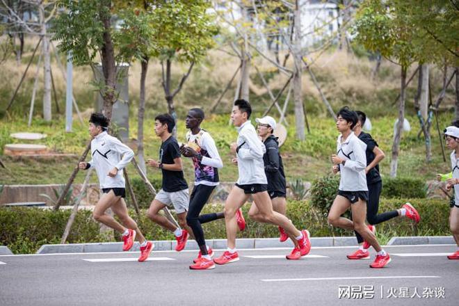 日本“鞋王”：曾被耐克“偷师”去年在中国市场捞走近50亿元(图4)