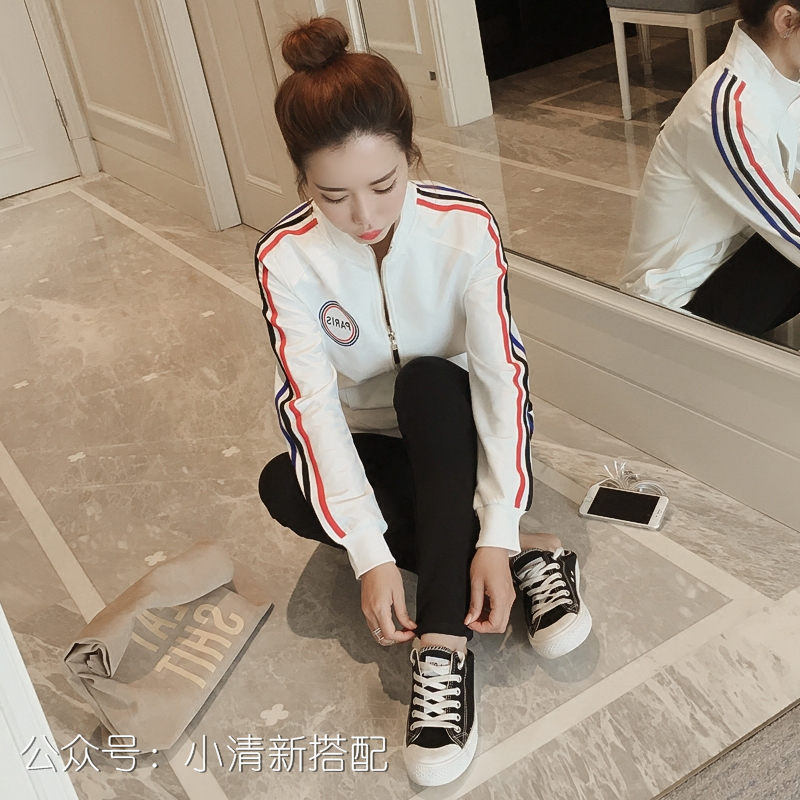 10款时尚运动套装让你成为街拍中一抹靓丽风景(图2)