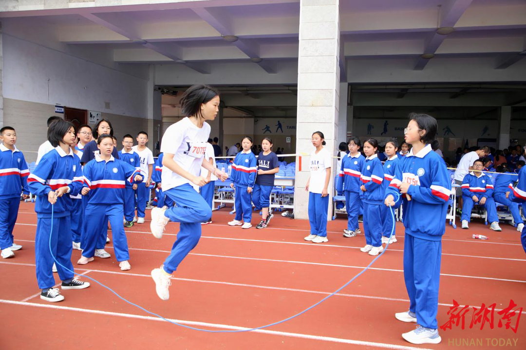 长沙市天心区雅礼外国语学校——课间15分钟掀起运动热潮(图3)