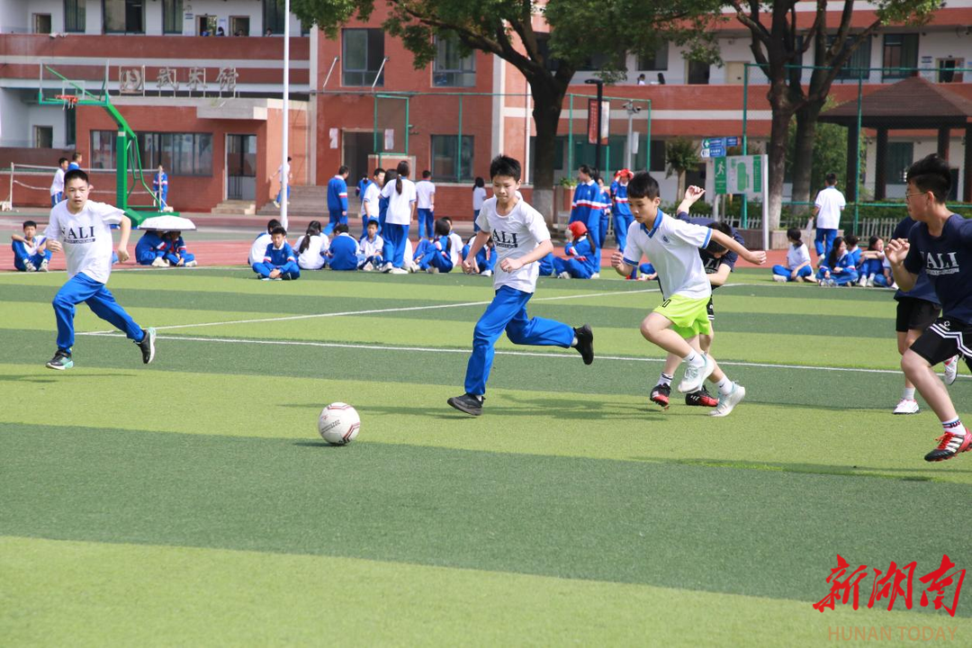 长沙市天心区雅礼外国语学校——课间15分钟掀起运动热潮(图5)