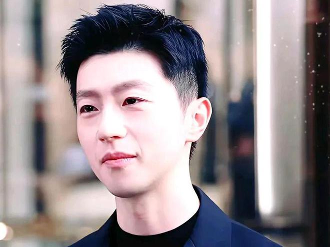 英媒《卫报》：台球超越乒乓球成中国第一运动赵心童堪比马龙(图3)