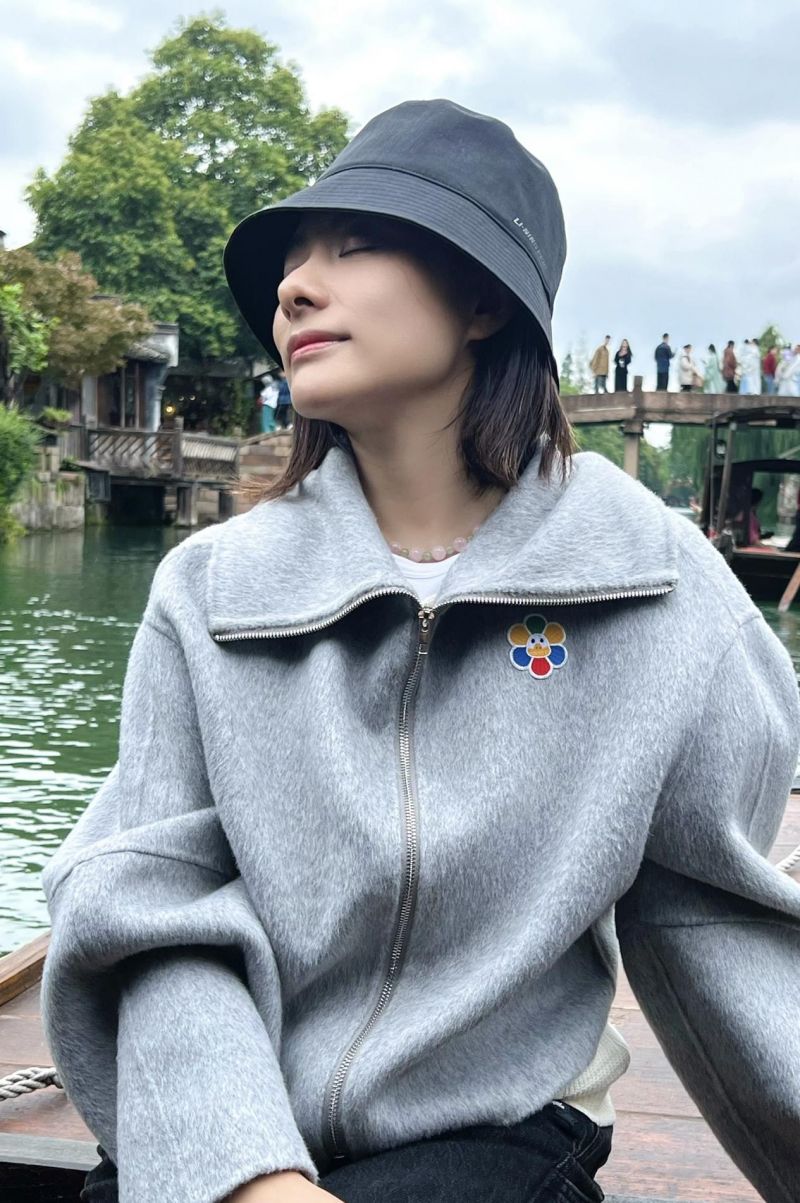 小编挖到宝！这个英国潮牌竟被半个娱乐圈私服翻牌(图2)