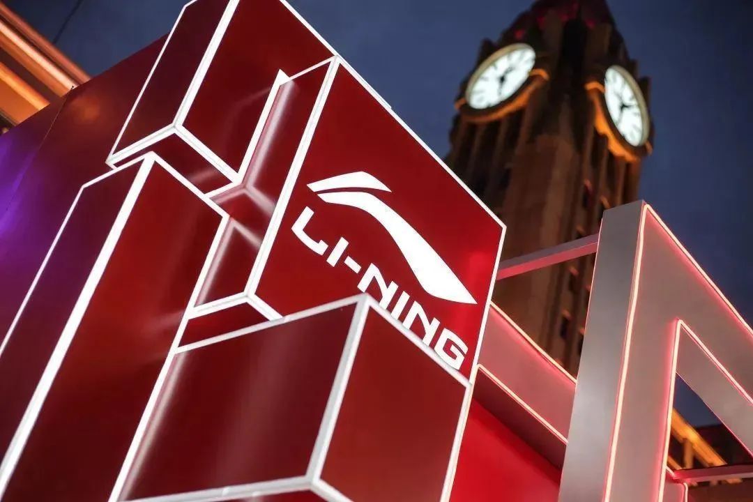 研究了20家运动品牌我们预判了2023年的8个趋势(图13)