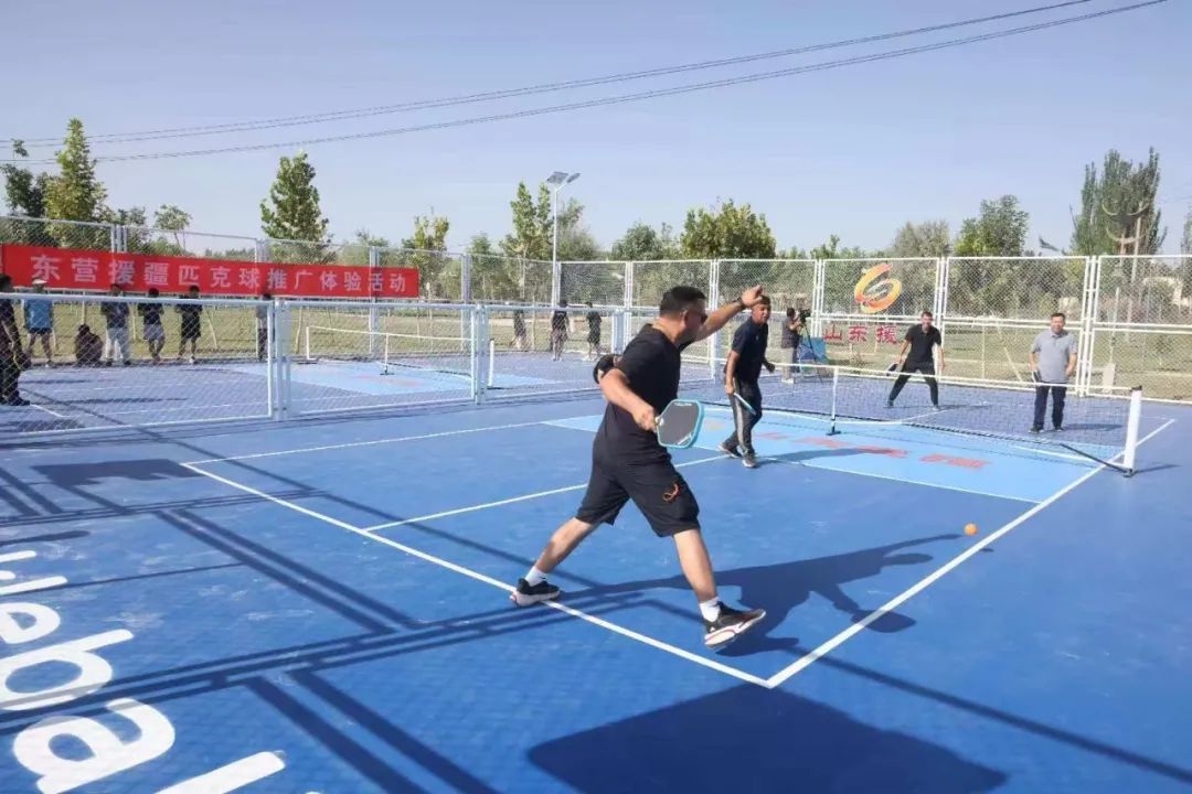 以球为媒促交流匹克球运动在疏勒落地生根(图1)