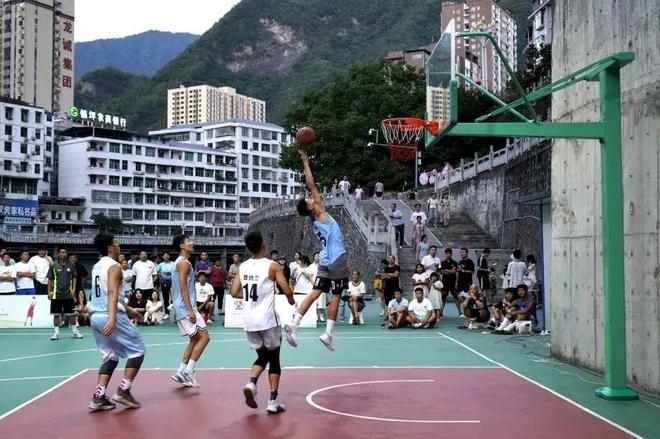 燃烧你的卡路里！初夏镇坪户外打卡指南请查收(图3)