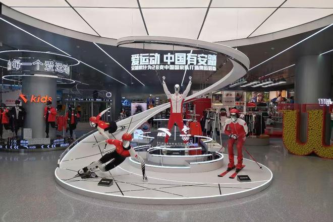 暴跌44%！营收一年蒸发70亿这家运动巨头正在中国市场“踩空”(图28)