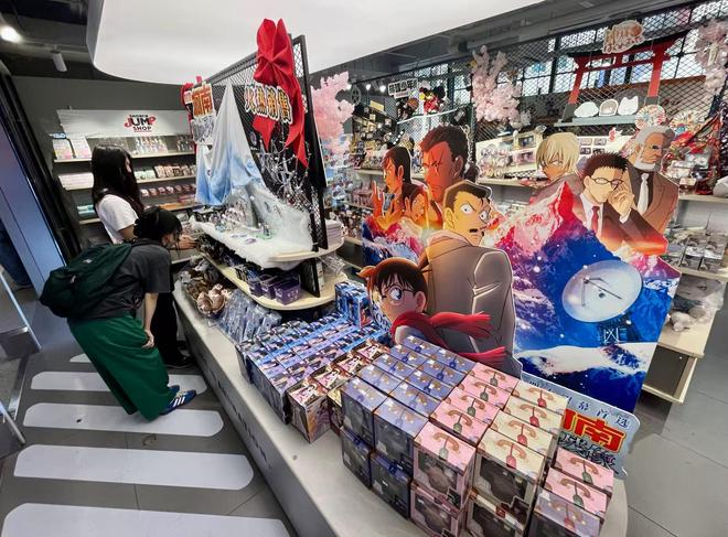 逛街小小玩具也有“生意经”！逛逛沪版“秋叶原”这些潮玩商品正流行(图7)