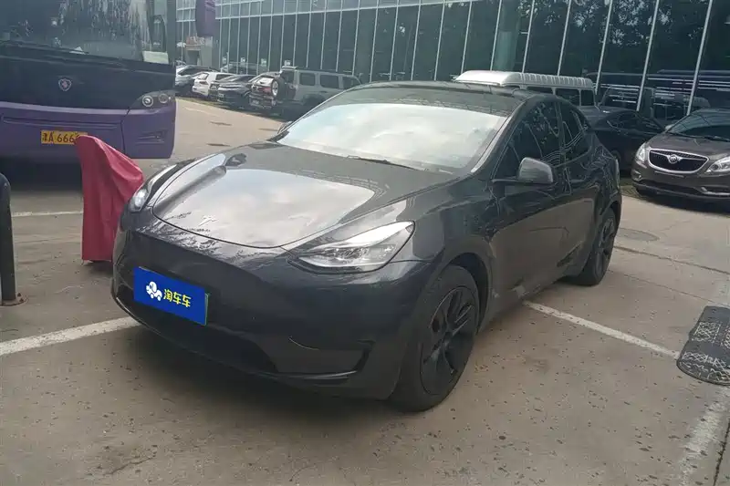 2024款特斯拉ModelY二手车新势力豪华运动激情最低售价189万(图1)