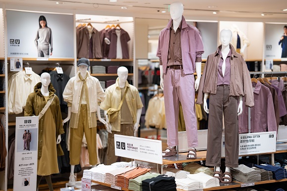 回应大众需求优衣库推出「轻」衣盎然2024春夏系列新品(图3)