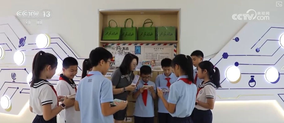 人气旺、消费热！“老空间+文化IP”化身潮酷空间多元新场景撬动消费新引擎(图2)