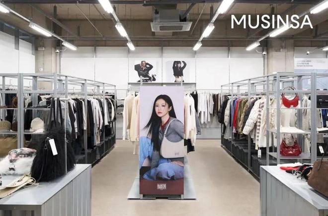 韩国潮牌集体入华这家安踏投资的品牌扬言要开100家店(图7)