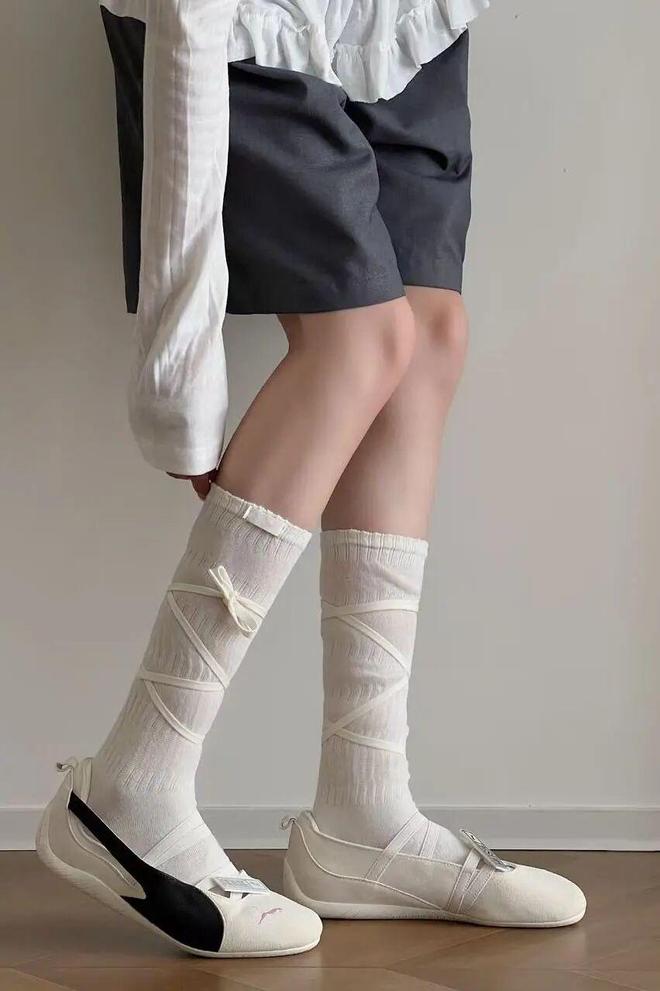 海内外社媒一致好评「ROSÉ风格」迎来几何式爆发(图8)