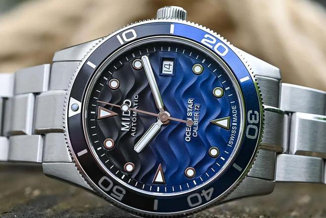 预算8k起这6块表耐用扛造颜值性能兼具堪称今夏最“浪”潜水表！(图2)