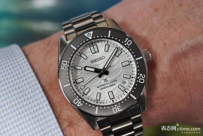 预算8k起这6块表耐用扛造颜值性能兼具堪称今夏最“浪”潜水表！(图9)