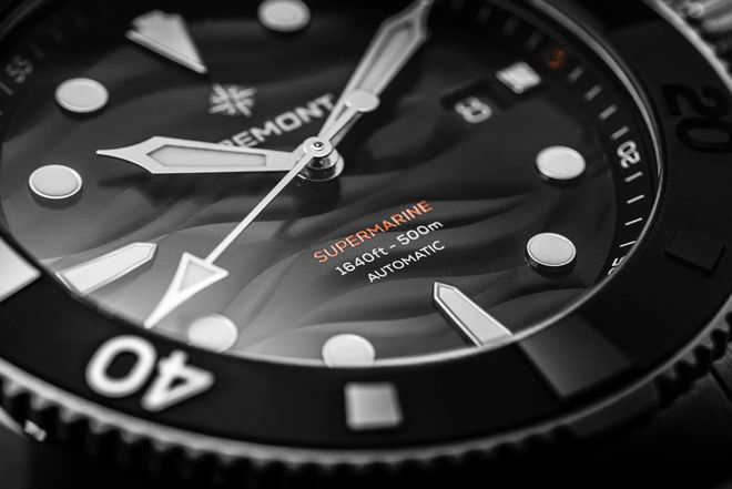 预算8k起这6块表耐用扛造颜值性能兼具堪称今夏最“浪”潜水表！(图14)