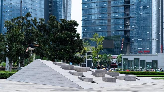 邓雅文夺金带火！顶尖赛事落“沪”这家自行车龙头借势开拓市场(图11)