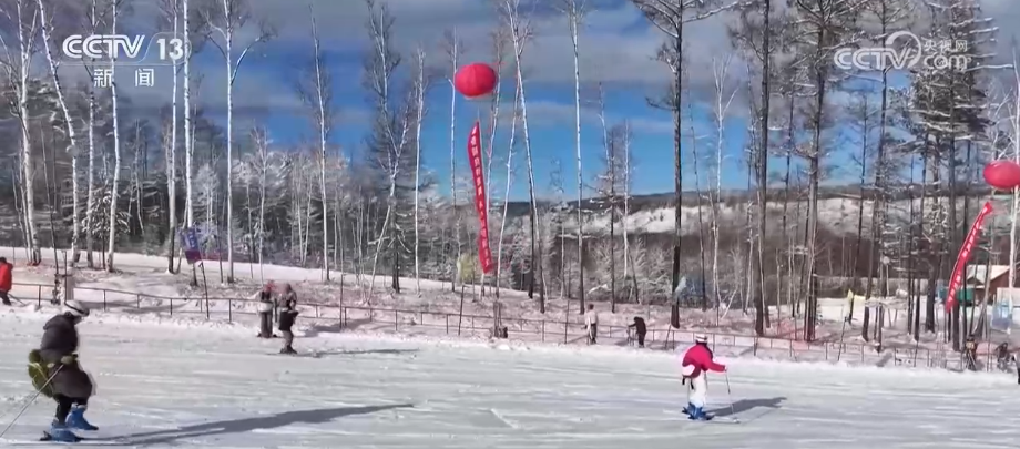 “开板”迎客！一季到四季、小众到大众冰雪运动边界拓展释放消费新潜力(图7)