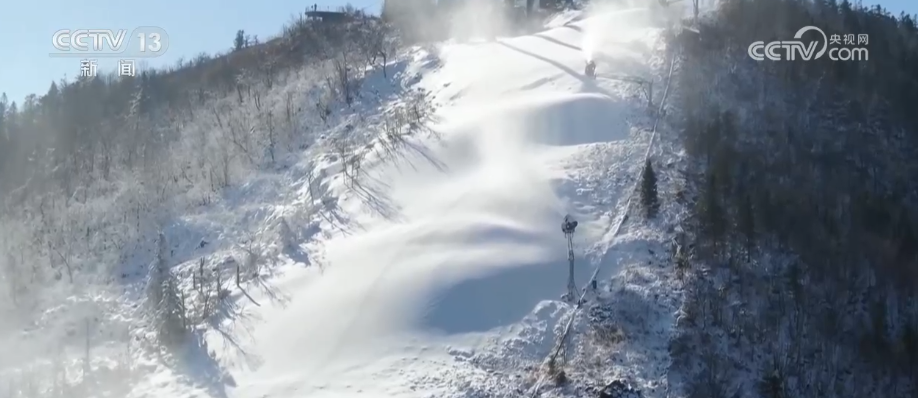 “开板”迎客！一季到四季、小众到大众冰雪运动边界拓展释放消费新潜力(图6)