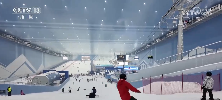 “开板”迎客！一季到四季、小众到大众冰雪运动边界拓展释放消费新潜力(图9)