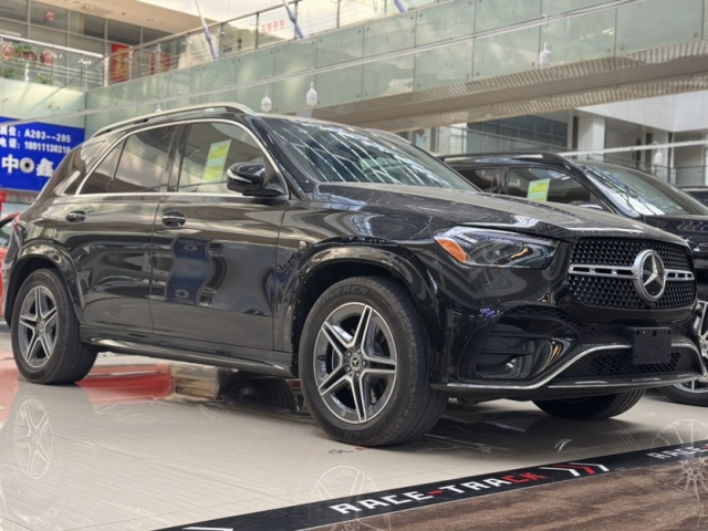 2024款奔驰GLE450AMG运动包视觉效果极佳功能丰富(图2)