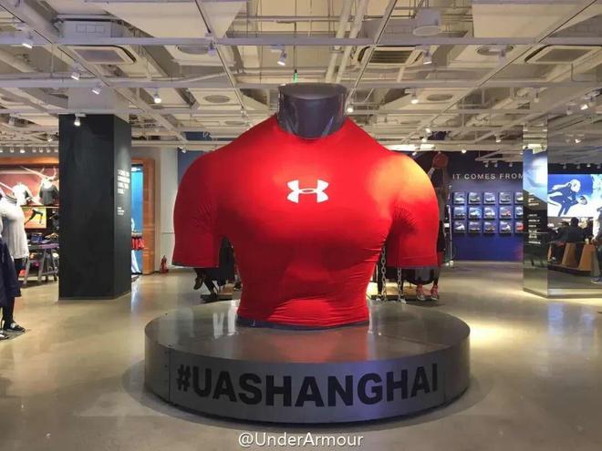 从“荷尔蒙味”到“爹味”这个牌子怎么了(图5)