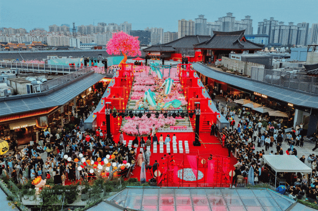 文商旅天花板！西安商业凭什么靠“Mall+地标”火遍全国？(图7)