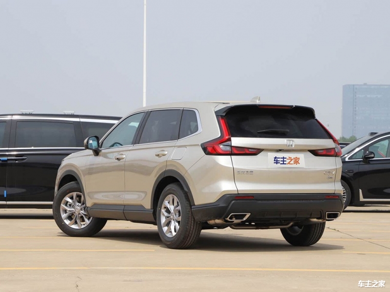探店实拍2024款本田CR-V！外观运动大方、配置提升确定不考虑？(图6)