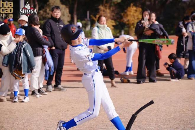 前湾有“好棒”！八个月赛程收官华漕体教融合让运动与成长双向奔赴(图2)