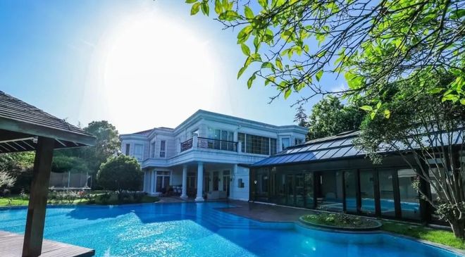 浦东周康板块地铁18号线旁@上海【绿宝园·翡梵】售楼处电话(图9)