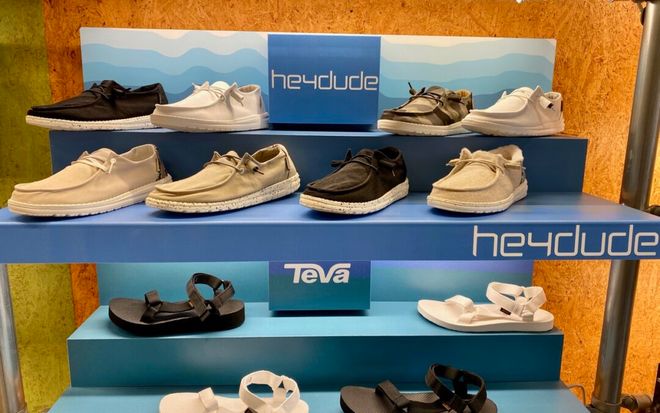 Crocs股价暴跌30%：“丑鞋之王”为何失宠？(图11)