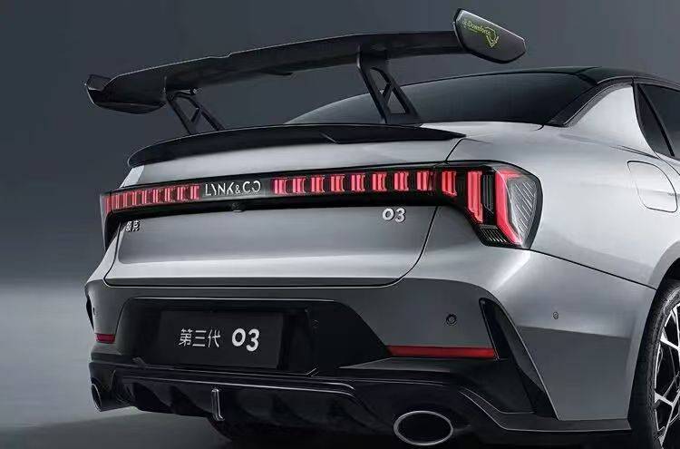 领克2026：从个性潮牌到智能新能源这条路怎么走？(图1)