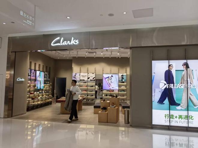 当单品牌战略遇上增长天花板李宁选择重返奥运(图3)