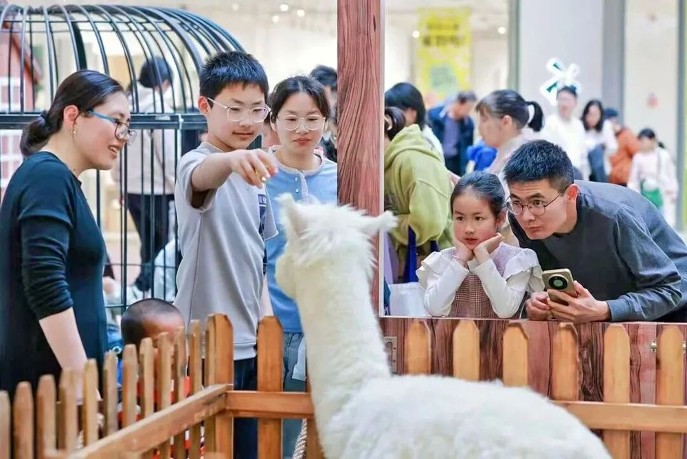 两天花了28亿元！清明假期消费持续升温(图2)