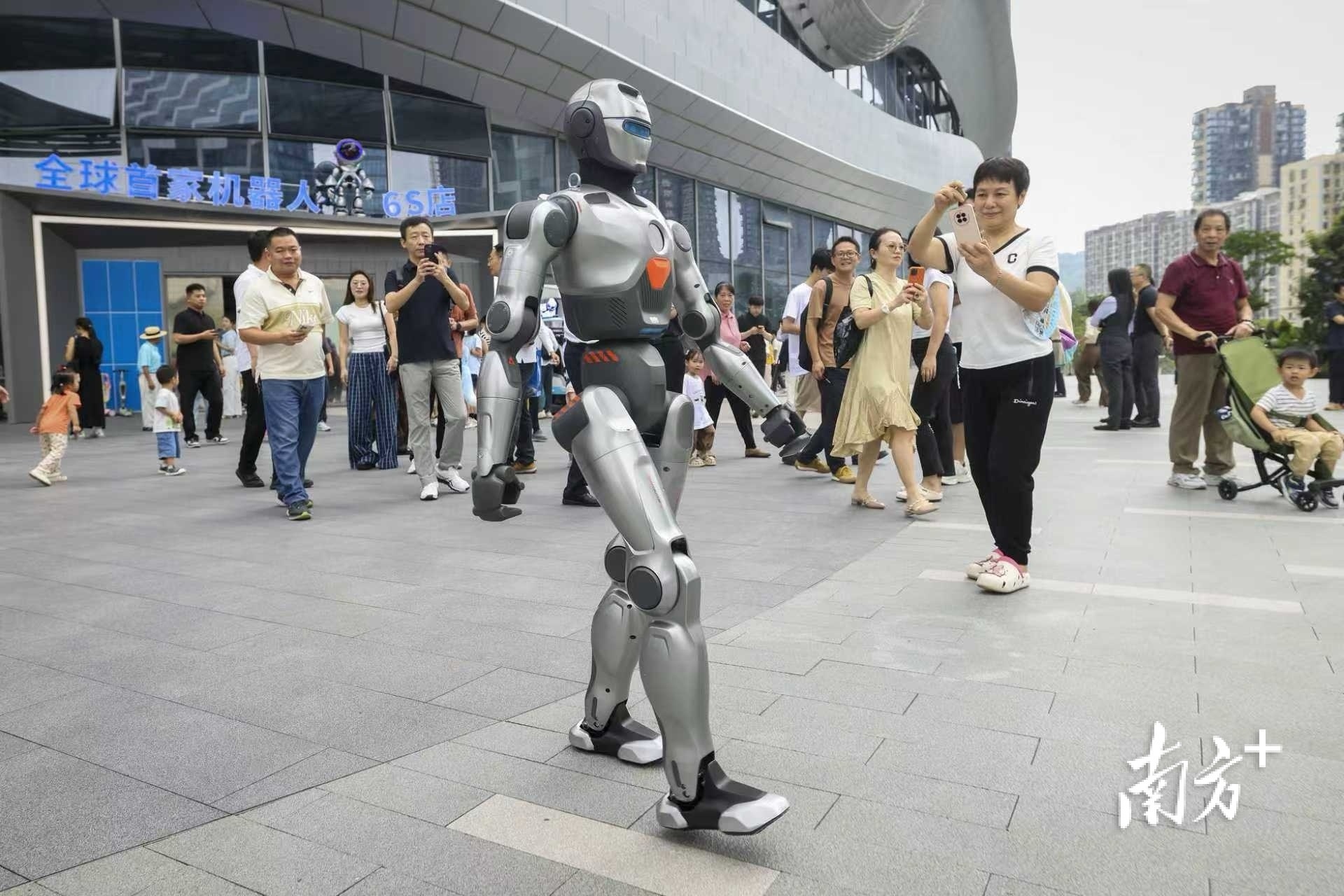 看AI造汽车逛旧厂看秀场广东工业游怎么这么潮？(图2)