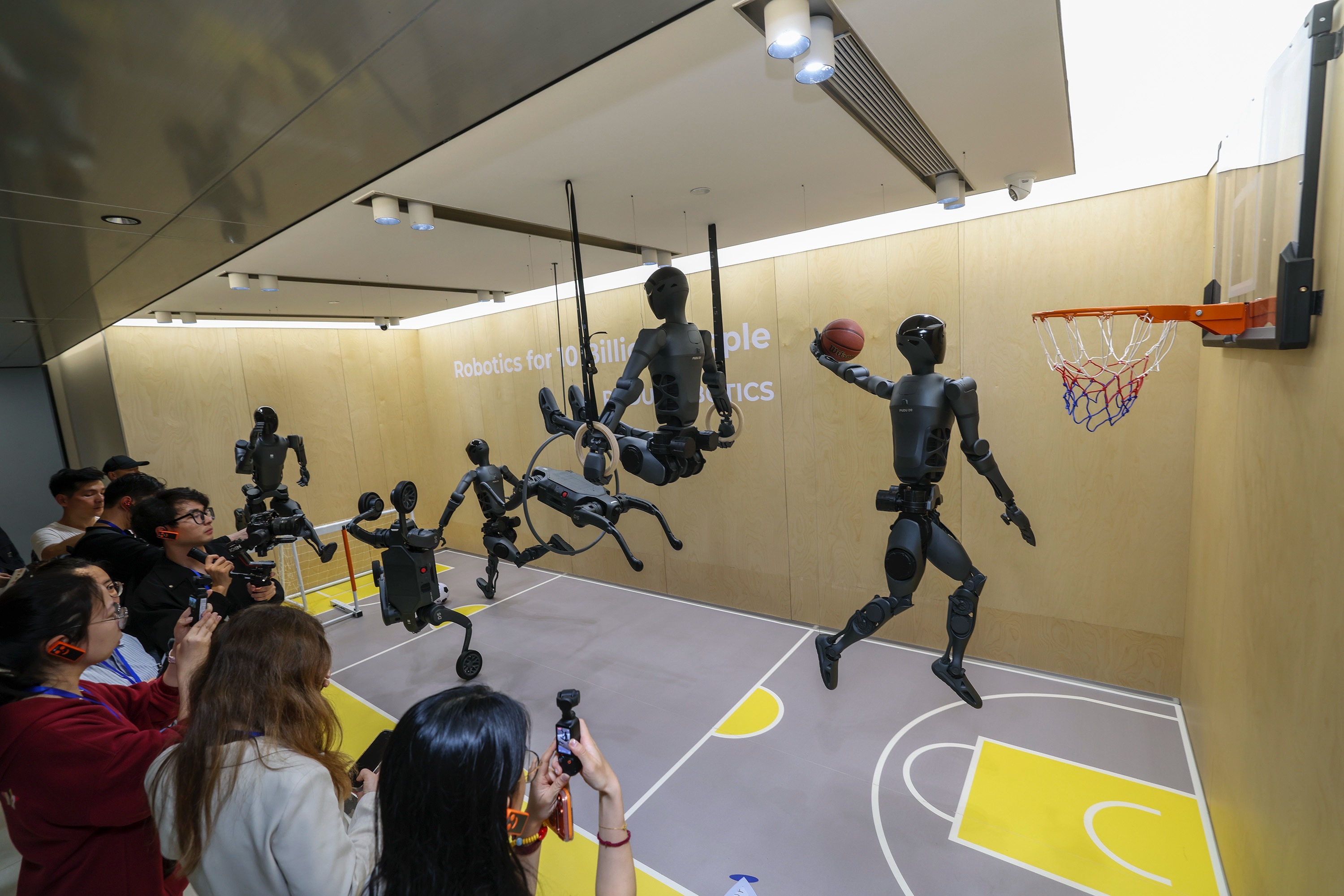 看AI造汽车逛旧厂看秀场广东工业游怎么这么潮？(图8)